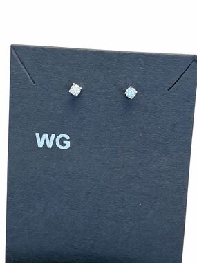 Brilliant Earth lab grown diamond studs earrings